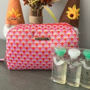 Bulgari Vibrant Cosmetic Case with showered gel set
